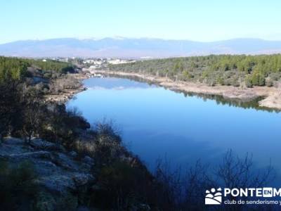 Ruta senderista por el embalse de Puentes Viejas;escapadas sierra madrid;grupos camino de santiago  